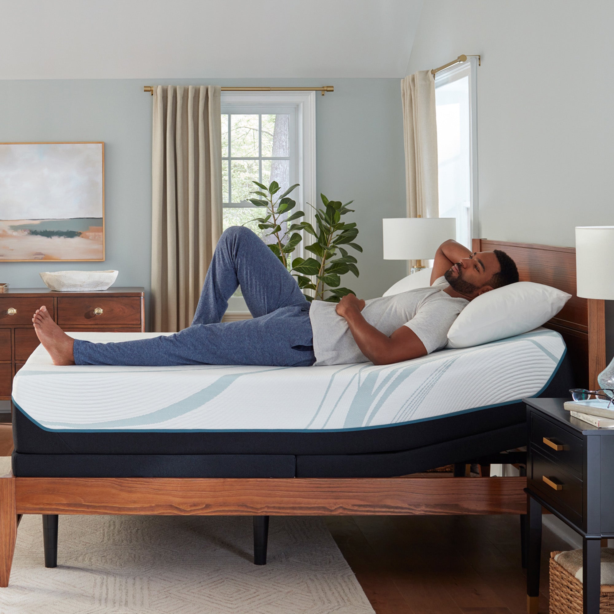 Tempur-Pedic® TEMPUR-Adapt® Medium-Hybrid Mattress