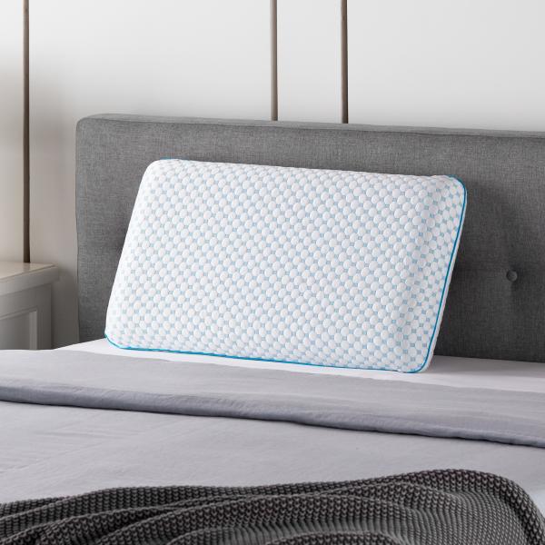 HYPERCHILL™ TECHNOLOGY GEL MEMORY FOAM PILLOW + REVERSIBLE COOLING COVER