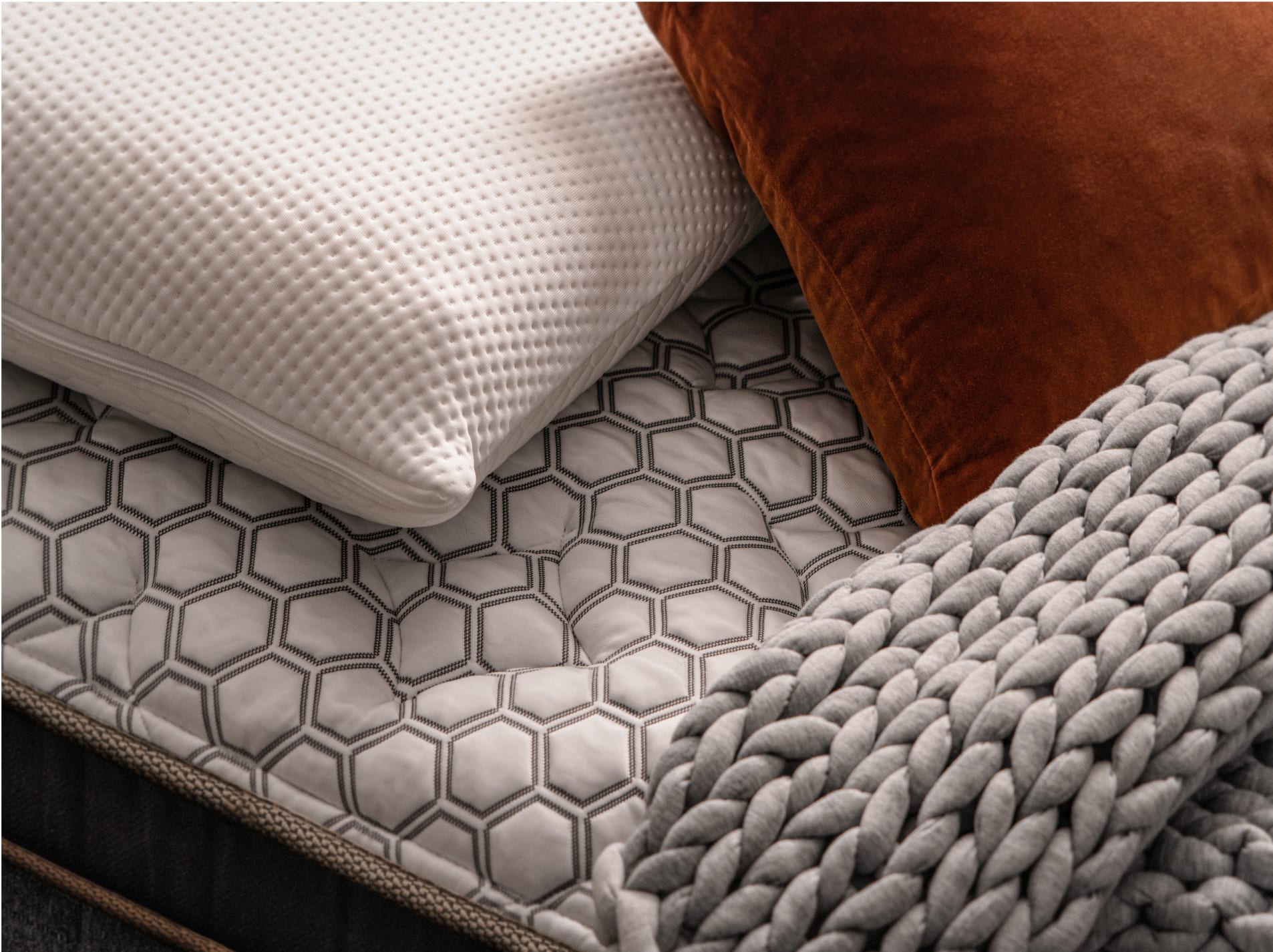 Titan Plus Elite Hybrid Mattress