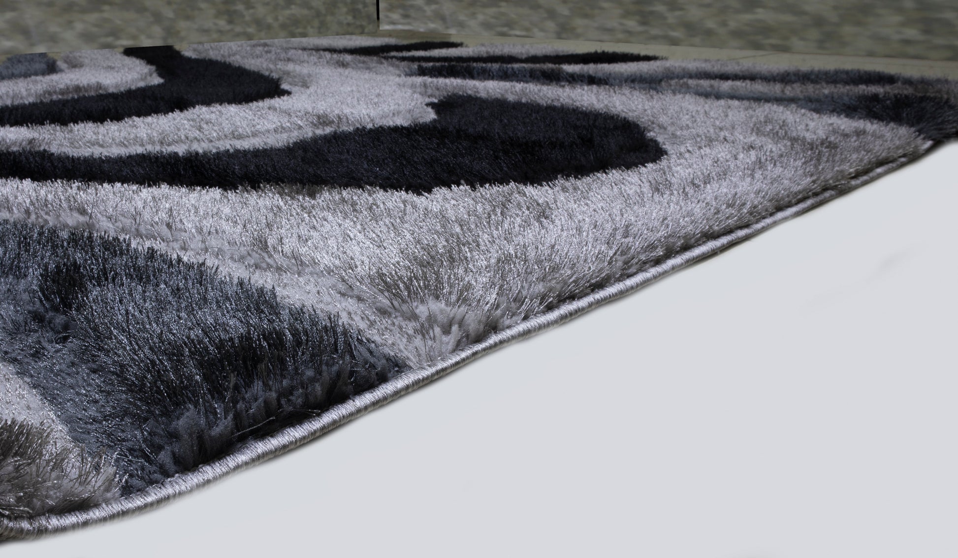 3D Shaggy Gray/Black 5X7 Area Rug - Mattress on Demand