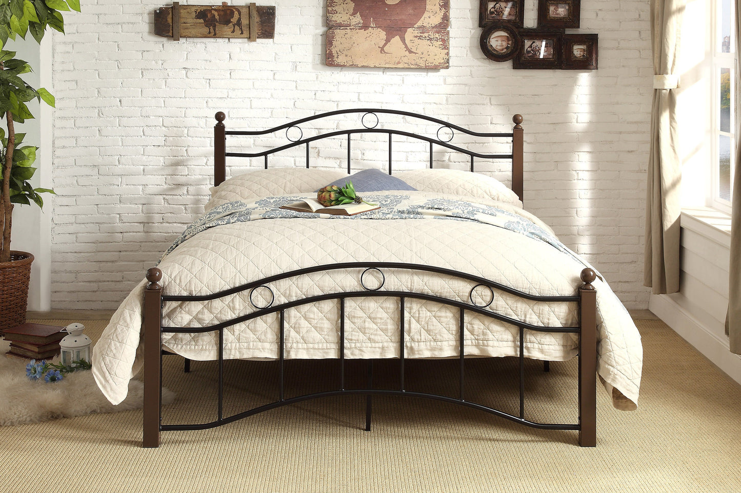 Averny Black/Brown Full Metal Platfom Bed