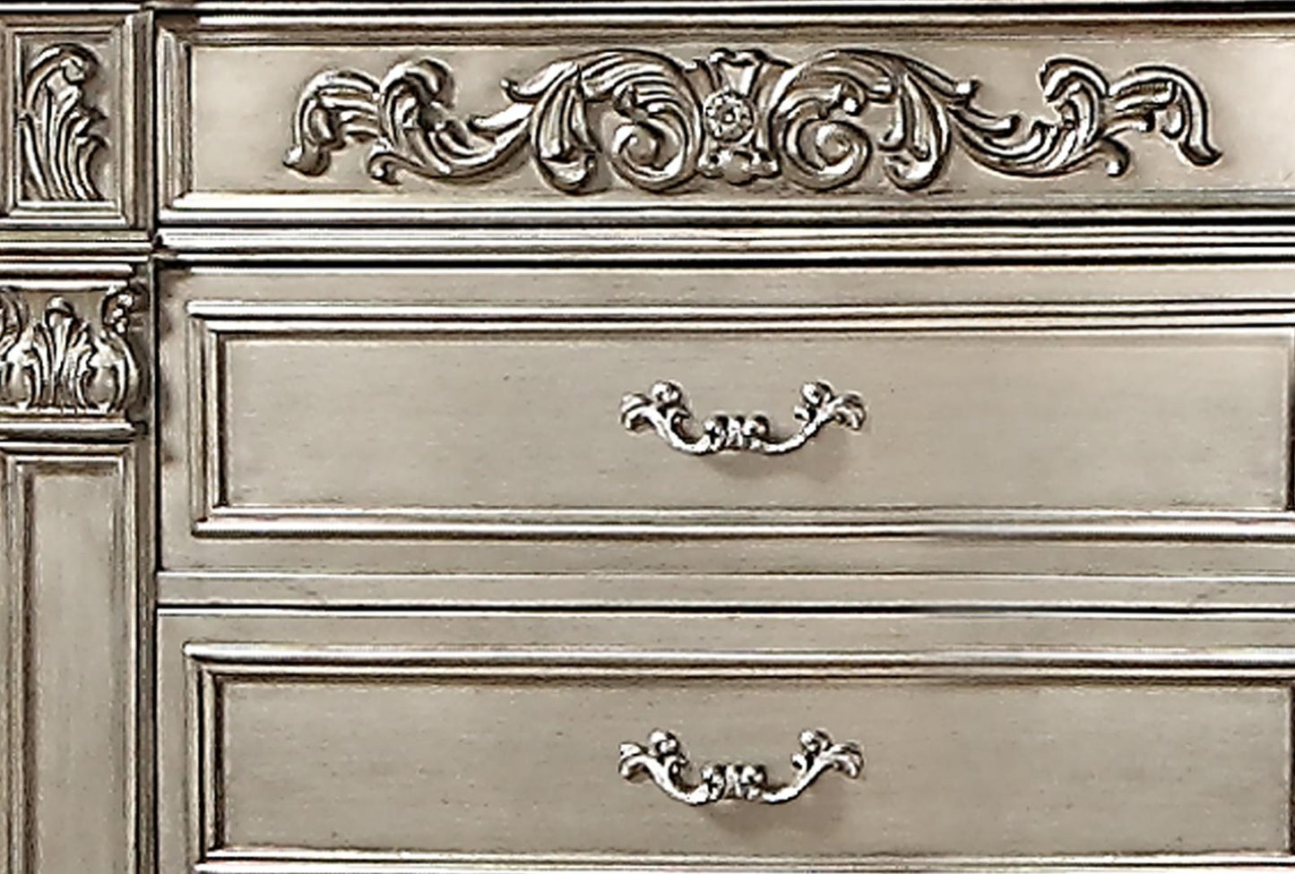 Platinum Traditional Style Chest in Gold finish Wood