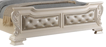 Victoria Traditional Style Queen Bed in Off-White finish Wood